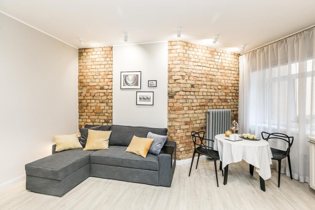 Cozy Flat. Art Nouveau Building, Near The City Center Riga Luaran gambar